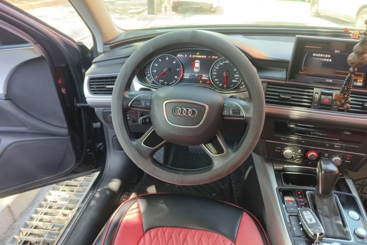 Used Audi A6L 2018 30th Anniversary Edition 35 TFSI Fashion Model Steering Wheel