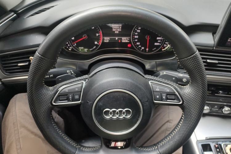 Used Audi A6L 2018 35 TFSI Collector's Edition Steering Wheel