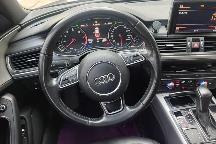 Used Audi A6L 2018 30th Anniversary Edition 35 TFSI Sport Edition Steering Wheel