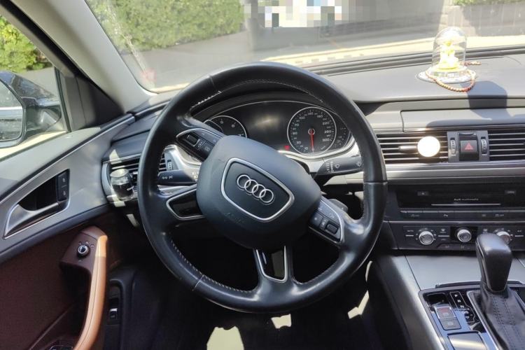 Used Audi A6L 2018 30th Anniversary Edition 35 TFSI Sport Edition Steering Wheel