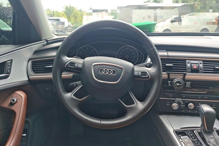 Used Audi A6L 2018 30th Anniversary Edition 35 TFSI Fashion Model Steering Wheel