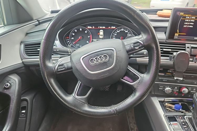 Used Audi A6L 2018 30th Anniversary Edition 35 TFSI Fashion Model Steering Wheel