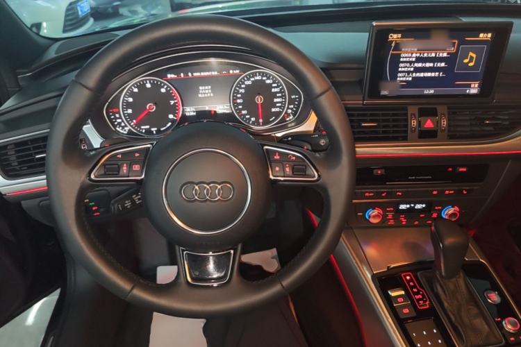 Used Audi A6L 2018 30th Anniversary Edition 45 TFSI quattro Sport model Steering Wheel