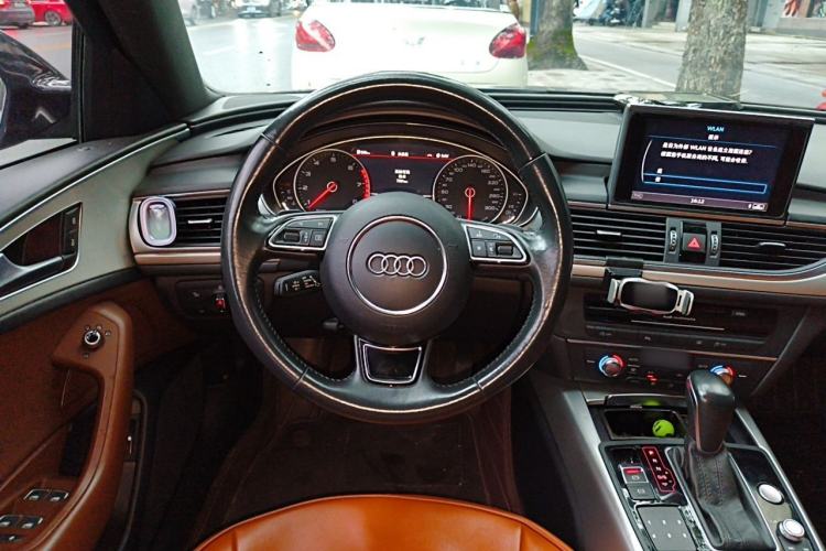 Used Audi A6L 2018 30th Anniversary Edition 45 TFSI quattro Sport model Steering Wheel