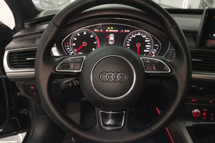Used Audi A6L 2018 30th Anniversary Edition 45 TFSI quattro Sport model Steering Wheel