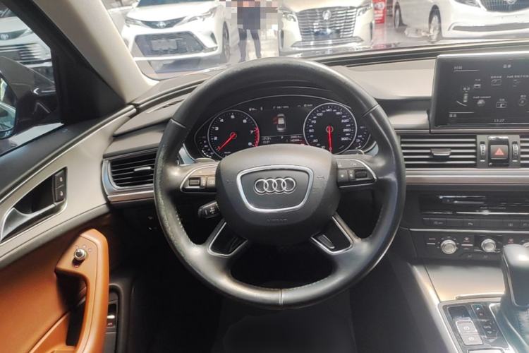 Used Audi A6L 2018 30th Anniversary Edition 35 TFSI Fashion Model Steering Wheel