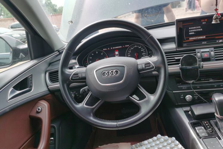 Used Audi A6L 2018 30th Anniversary Edition 35 TFSI Fashion Model Steering Wheel