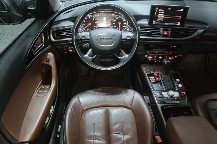 Used Audi A6L 2018 30th Anniversary Edition 35 TFSI Fashion Model Steering Wheel