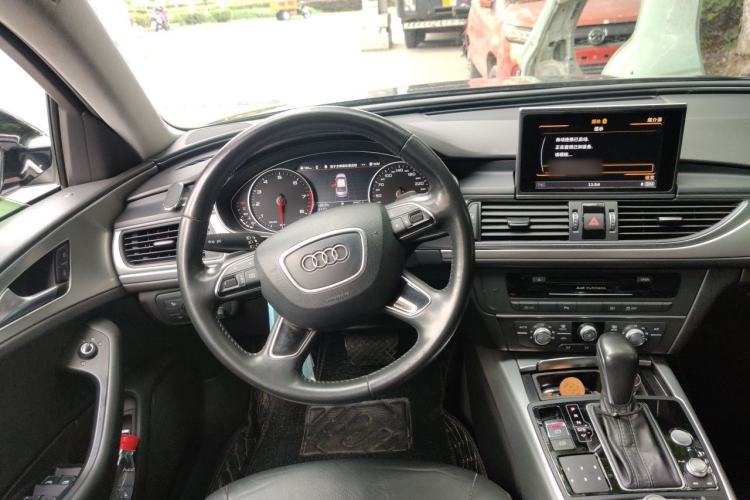 Used Audi A6L 2018 30th Anniversary Edition 35 TFSI Fashion Model Steering Wheel