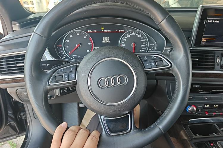 Used Audi A6L 2018 30th Anniversary Edition 45 TFSI quattro Sport model Steering Wheel