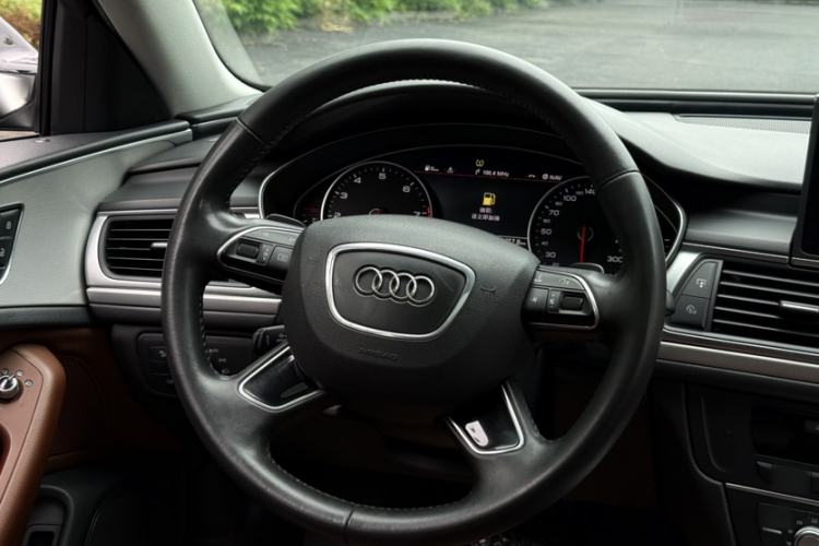 Used Audi A6L 2018 30th Anniversary Edition 35 TFSI Fashion Model Steering Wheel