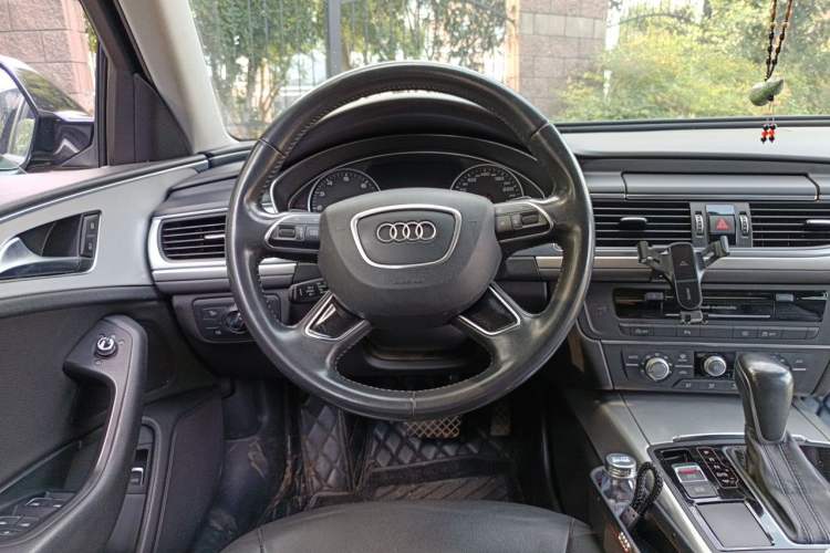 Used Audi A6L 2018 30th Anniversary Edition TFSI Trendy Model Steering Wheel