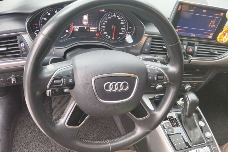 Used Audi A6L 2018 30th Anniversary Edition 35 TFSI Fashion Model Steering Wheel