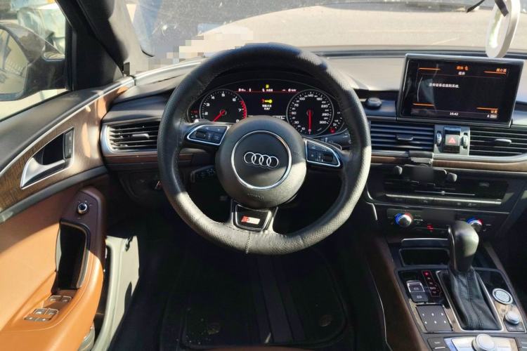 Used Audi A6L 2018 30th Anniversary Edition 45 TFSI quattro Luxury Model Steering Wheel