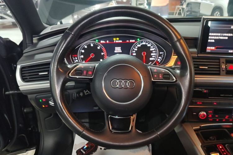 Used Audi A6L 2018 30th Anniversary Edition 45 TFSI quattro Sport model Steering Wheel