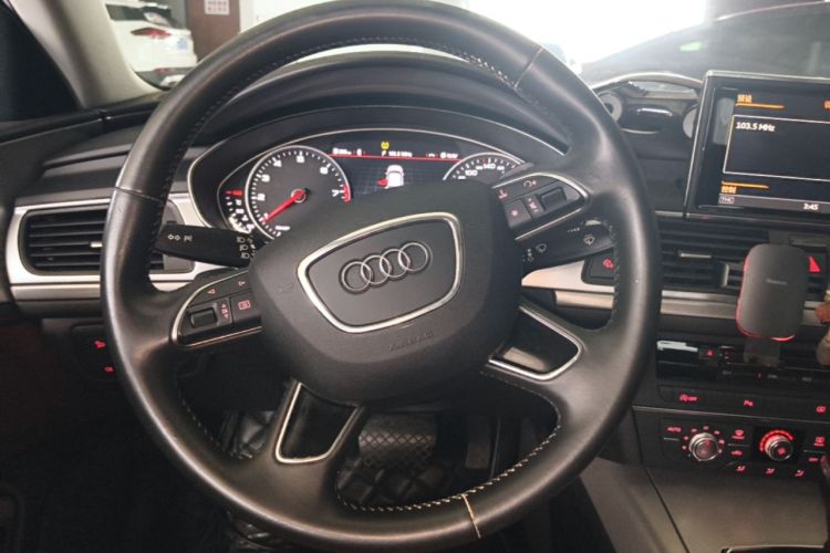 Used Audi A6L 2018 30th Anniversary Edition 35 TFSI Fashion Model Steering Wheel