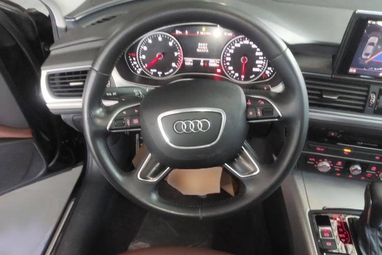 Used Audi A6L 2018 30th Anniversary Edition 35 TFSI Fashion Model Steering Wheel