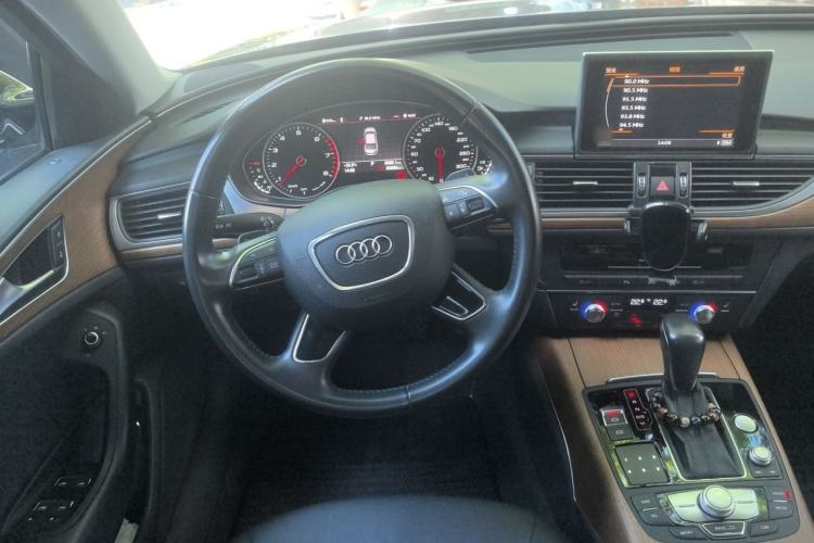 Used Audi A6L 2018 30th Anniversary Edition 30 FSI Style Model Steering Wheel