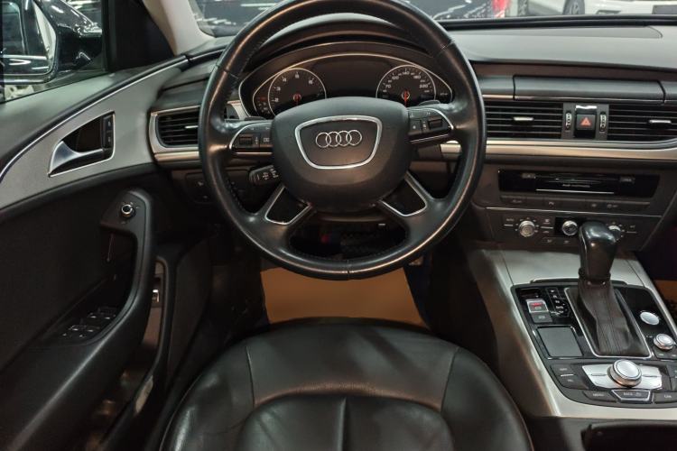 Used Audi A6L 2018 30th Anniversary Edition 35 TFSI Fashion Model Steering Wheel