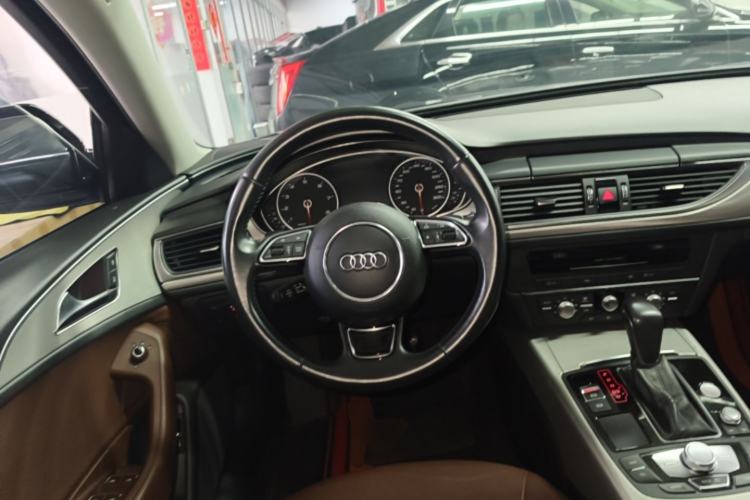 Used Audi A6L 2018 30th Anniversary Edition 35 TFSI Fashion Model Steering Wheel