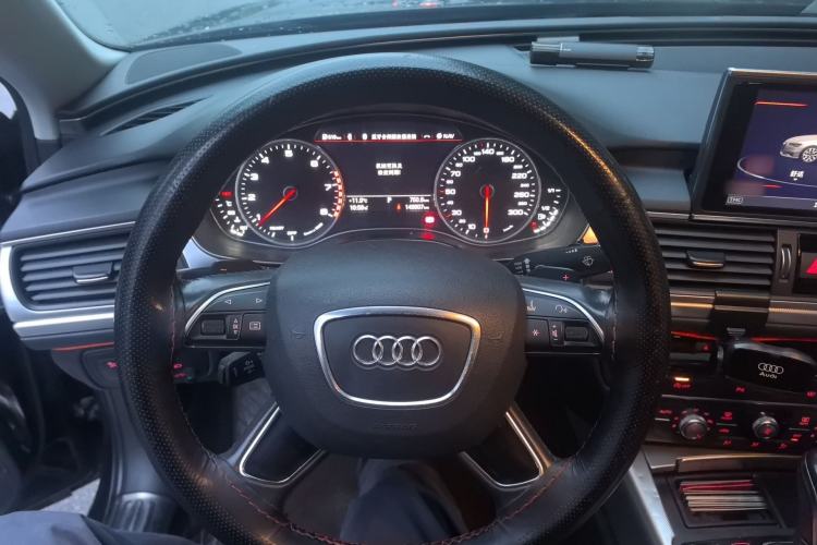 Used Audi A6L 2018 30th Anniversary Edition TFSI Trendy Model Steering Wheel