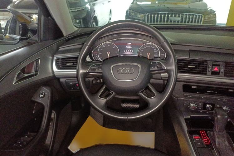 Used Audi A6L 2018 30th Anniversary Edition 35 TFSI Fashion Model Steering Wheel