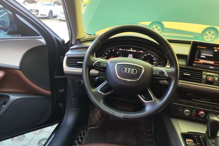 Used Audi A6L 2018 30th Anniversary Edition 35 TFSI Fashion Model Steering Wheel