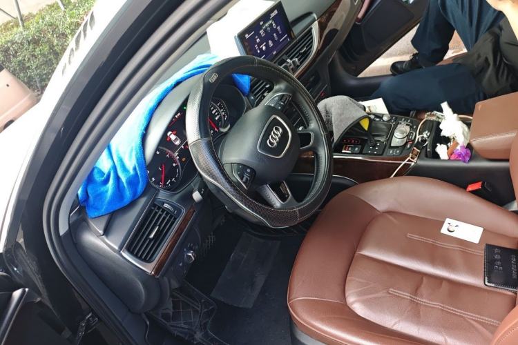 Used Audi A6L 2018 30th Anniversary Edition 35 TFSI Fashion Model Steering Wheel