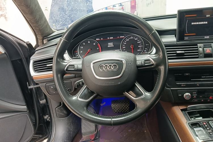 Used Audi A6L 2018 30th Anniversary Edition 30 FSI Style Model Steering Wheel