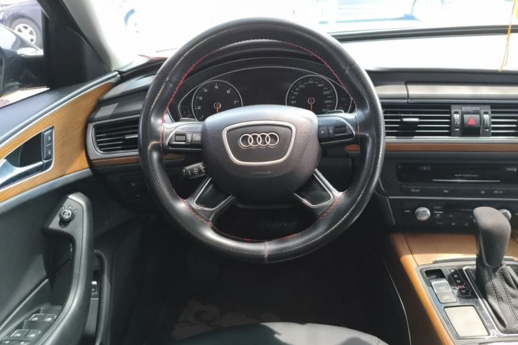 Used Audi A6L 2018 30th Anniversary Edition 30 FSI Style Model Steering Wheel