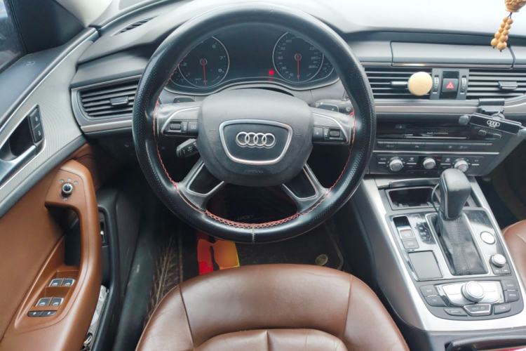 Used Audi A6L 2018 30th Anniversary Edition TFSI Trendy Model Steering Wheel