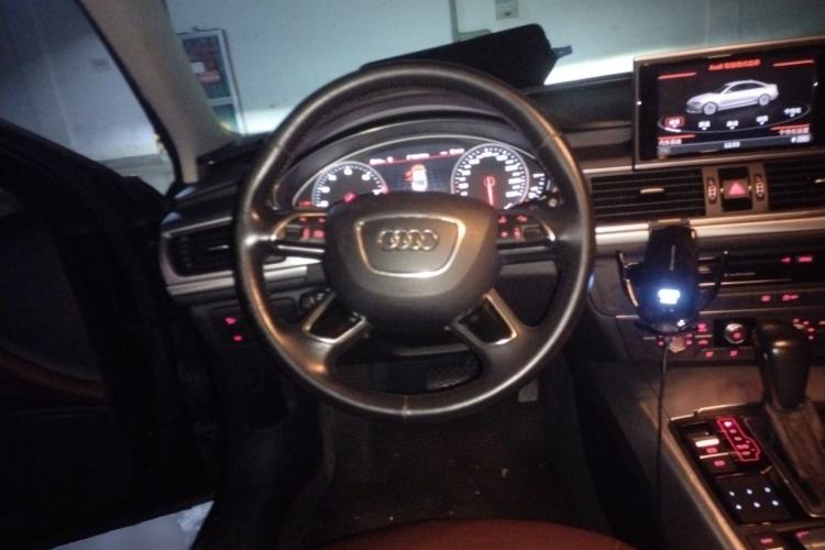 Used Audi A6L 2018 30th Anniversary Edition 35 TFSI Fashion Model Steering Wheel