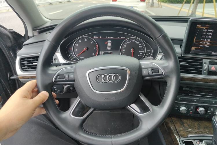 Used Audi A6L 2018 30th Anniversary Edition TFSI Trendy Model Steering Wheel