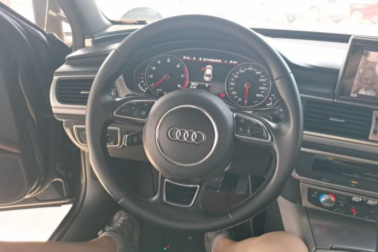 Used Audi A6L 2018 30th Anniversary Edition 45 TFSI quattro Sport model Steering Wheel