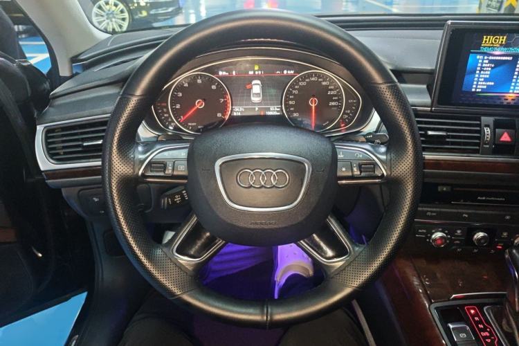Used Audi A6L 2018 30th Anniversary Edition 35 TFSI Fashion Model Steering Wheel