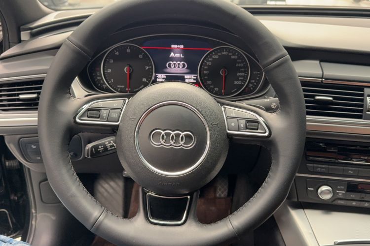 Used Audi A6L 2018 30th Anniversary Edition 45 TFSI quattro Sport model Steering Wheel