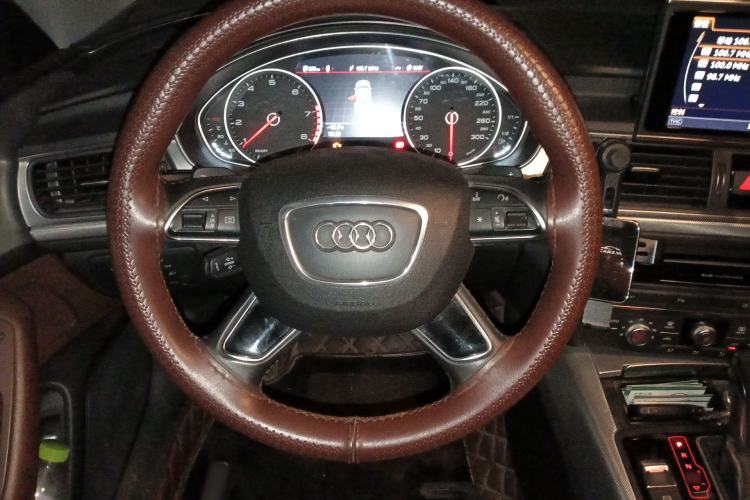 Used Audi A6L 2018 30th Anniversary Edition 35 TFSI Fashion Model Steering Wheel