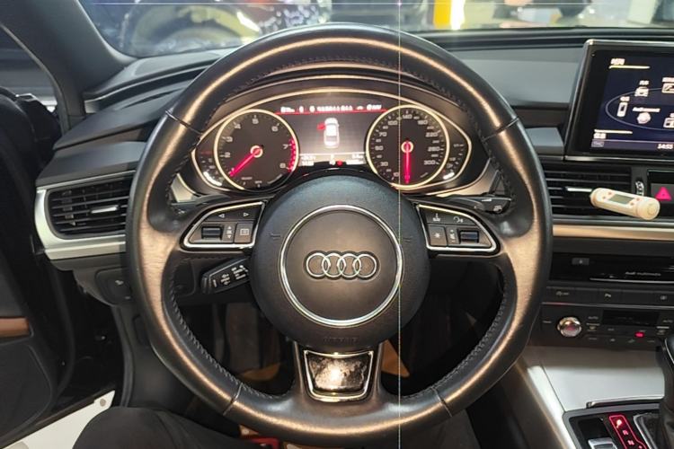 Used Audi A6L 2018 30th Anniversary Edition 35 TFSI Sport Edition Steering Wheel