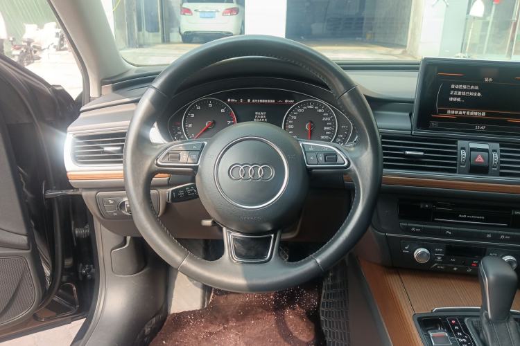 Used Audi A6L 2018 30th Anniversary Edition 30 FSI Style Model Steering Wheel