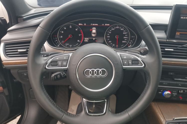 Used Audi A6L 2018 30th Anniversary Edition 45 TFSI quattro Sport model Steering Wheel