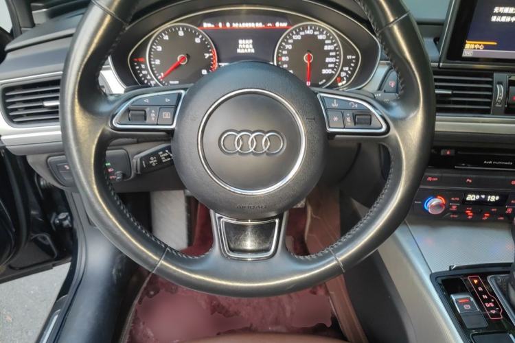 Used Audi A6L 2018 30th Anniversary Edition 35 TFSI Sport Edition Steering Wheel