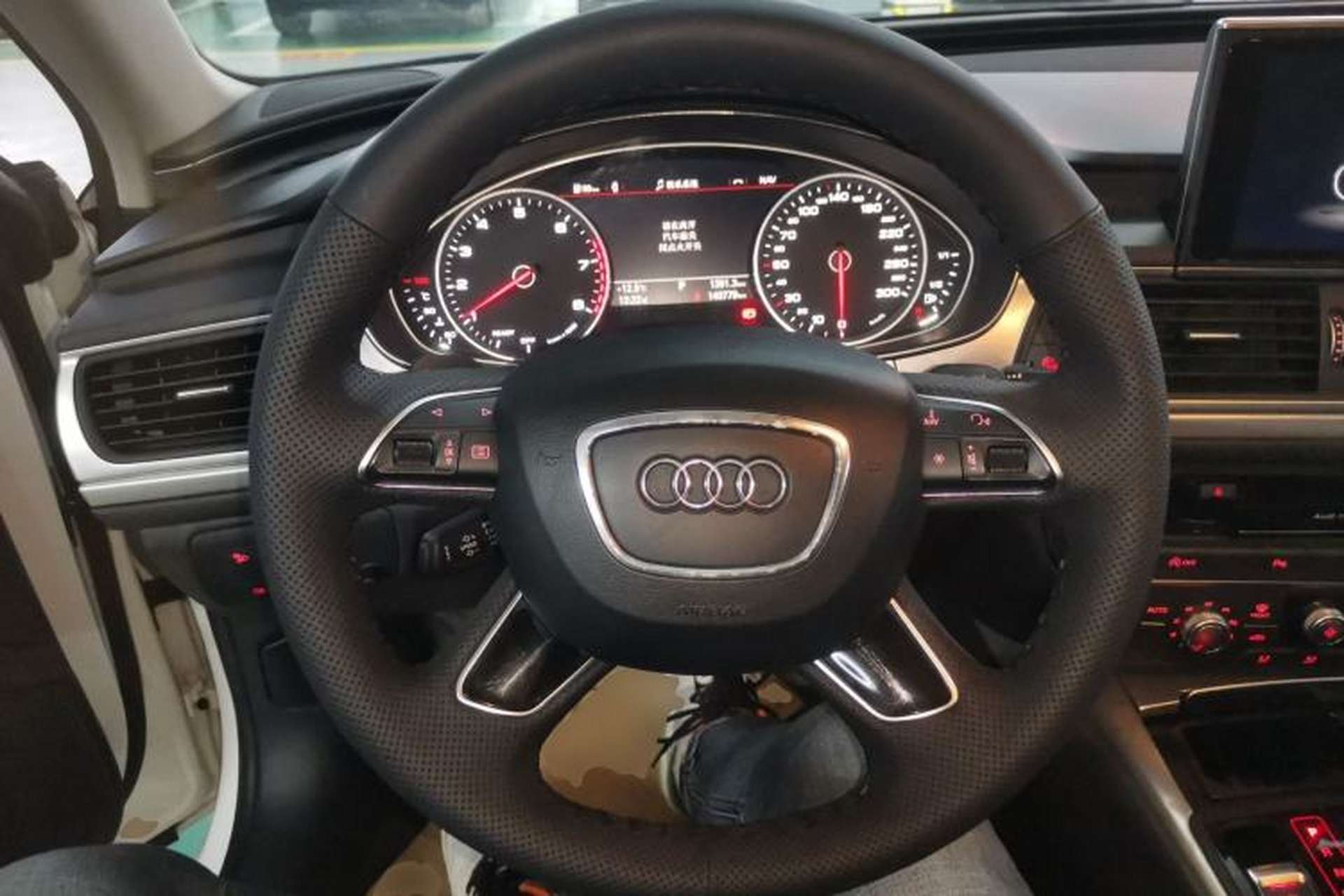 Used Audi A6L 2018 30th Anniversary Edition TFSI Trendy Model Steering Wheel