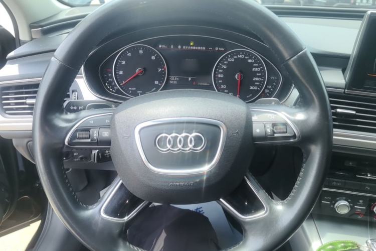 Used Audi A6L 2018 30th Anniversary Edition 35 TFSI Fashion Model Steering Wheel