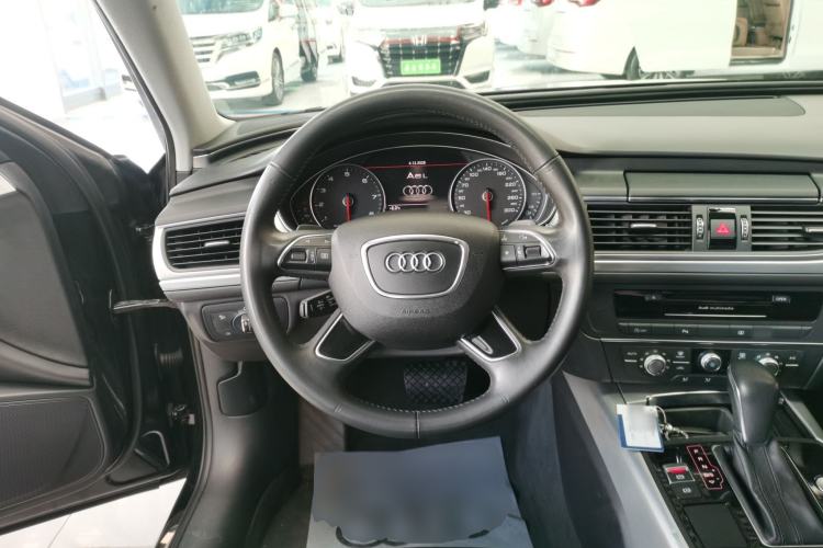 Used Audi A6L 2018 30th Anniversary Edition TFSI Trendy Model Steering Wheel