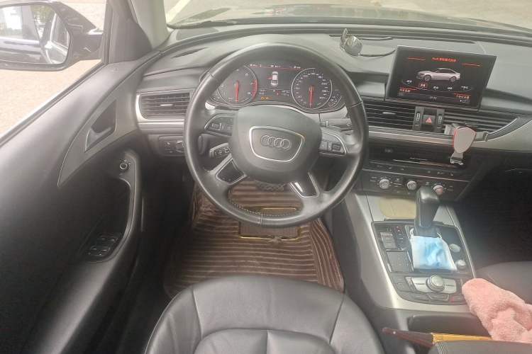 Used Audi A6L 2018 30th Anniversary Edition 35 TFSI Fashion Model Steering Wheel