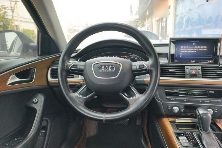 Used Audi A6L 2018 30th Anniversary Edition 30 FSI Style Model Steering Wheel