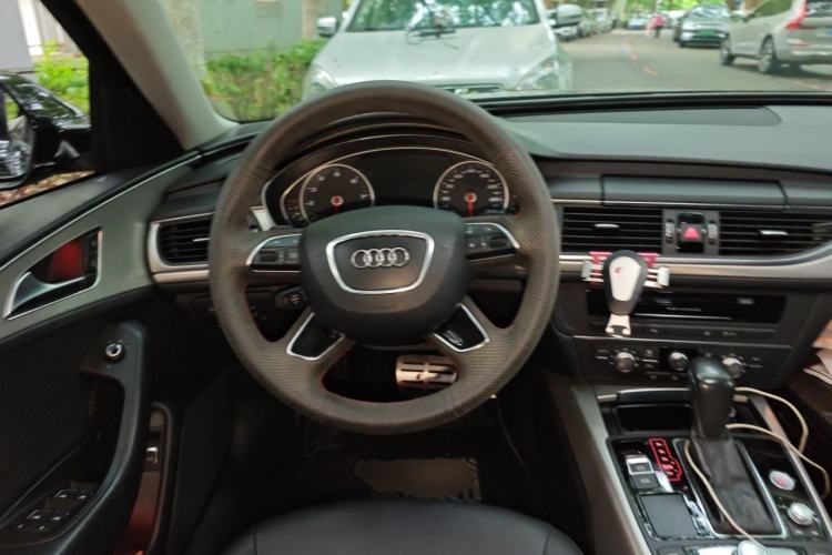 Used Audi A6L 2018 30th Anniversary Edition 35 TFSI Fashion Model Steering Wheel