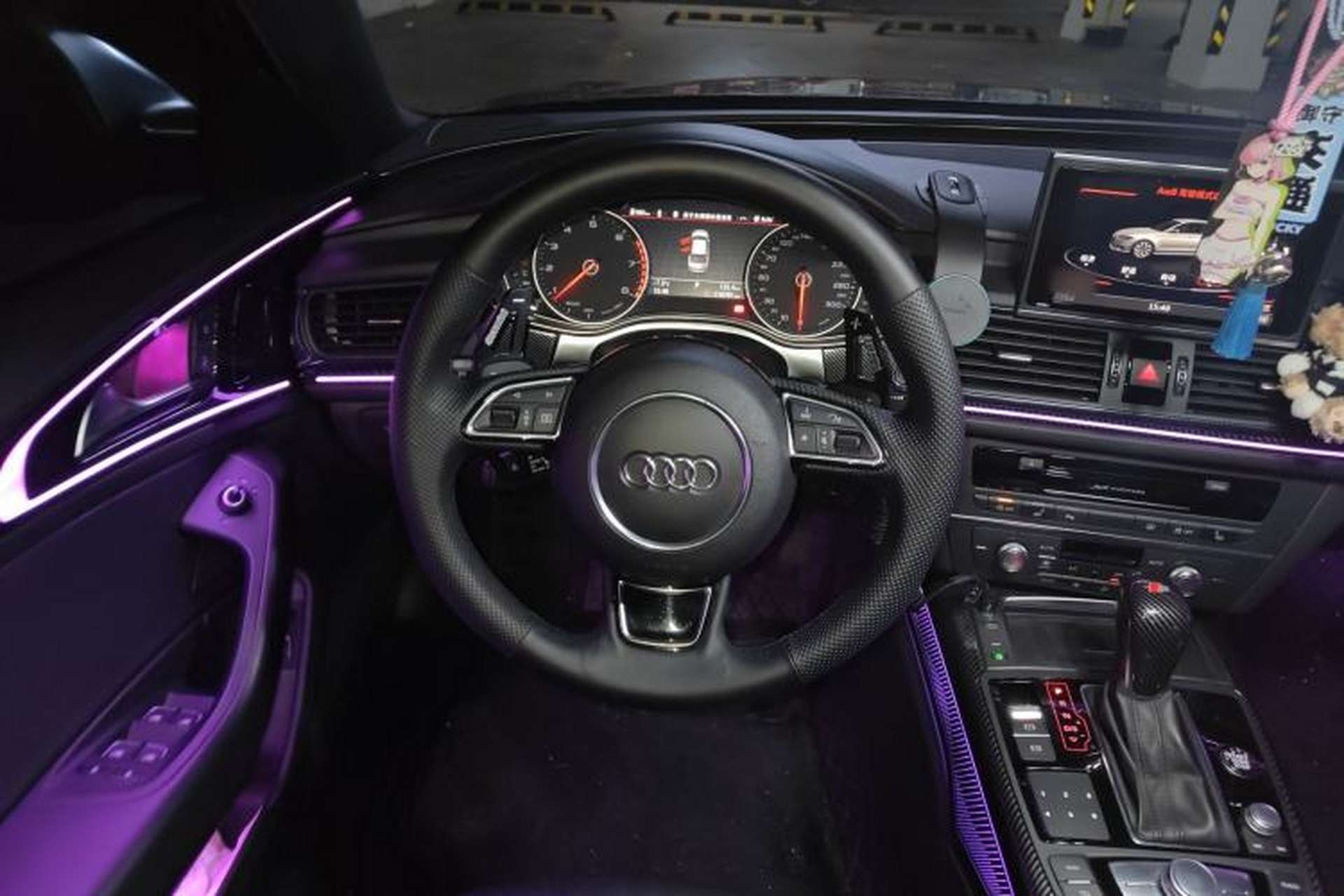 Used Audi A6L 2018 30th Anniversary Edition 45 TFSI quattro Sport model Steering Wheel