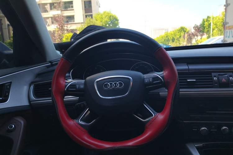 Used Audi A6L 2018 30th Anniversary Edition 35 TFSI Fashion Model Steering Wheel