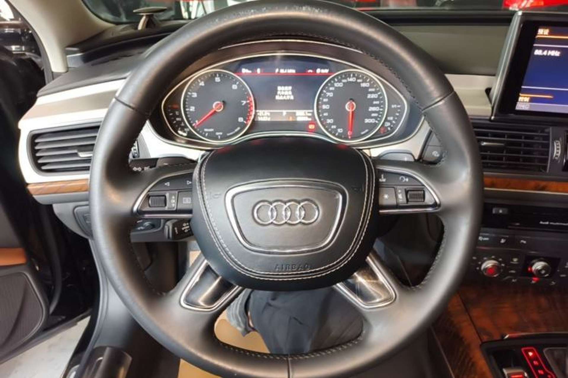 Used Audi A6L 2018 35 TFSI Collector's Edition Steering Wheel